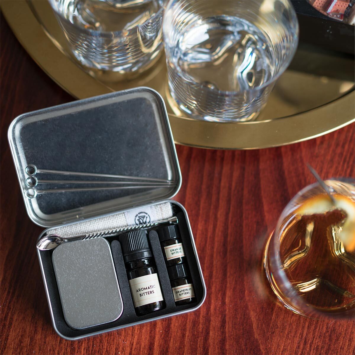 THE SIGNATURE OLD FASHIONED COCKTAIL KIT