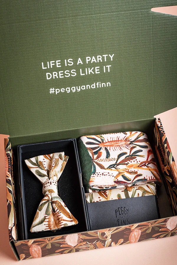 Peggy and Finn Bow Tie Gift Set Grass Tree Nude