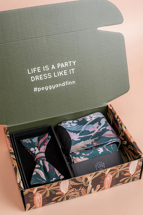 Peggy and Finn Bow Tie Gift Set Teal Blooms