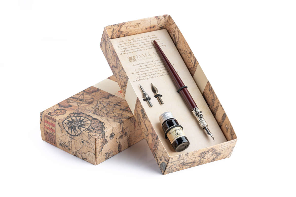 Writing set with wooden calligraphy pen, lily decorated ferrule, 3 nibs and black ink