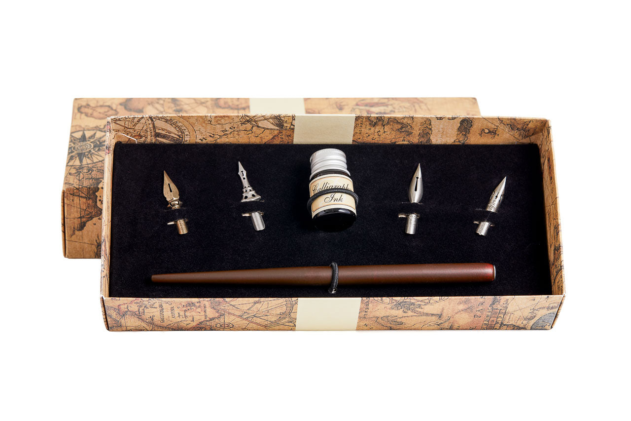 Writing set with calligraphic pen in birch wood with mahogany finish and calligraphic ink