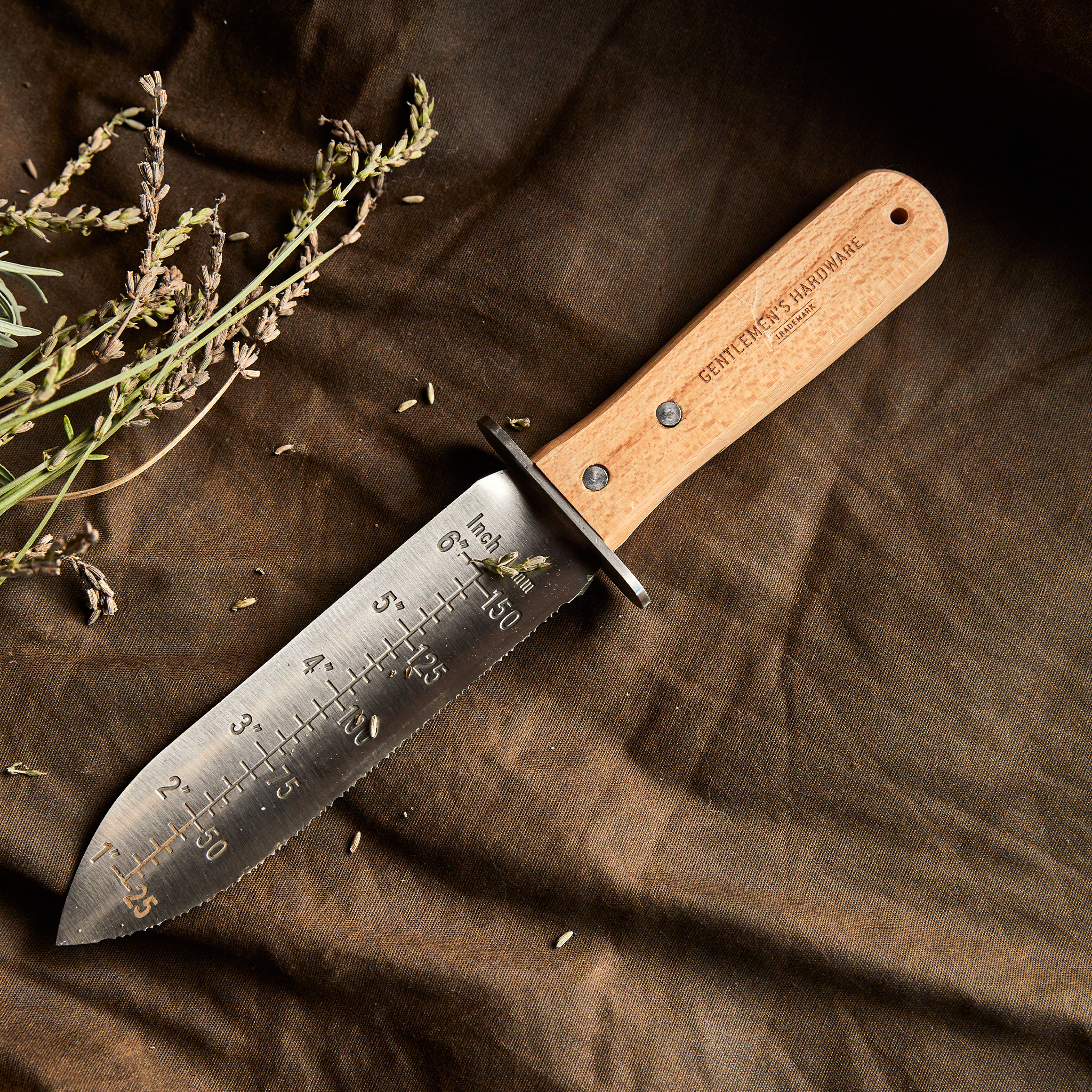 Hori Hori Multifunction Knife - The Gardener's Companion