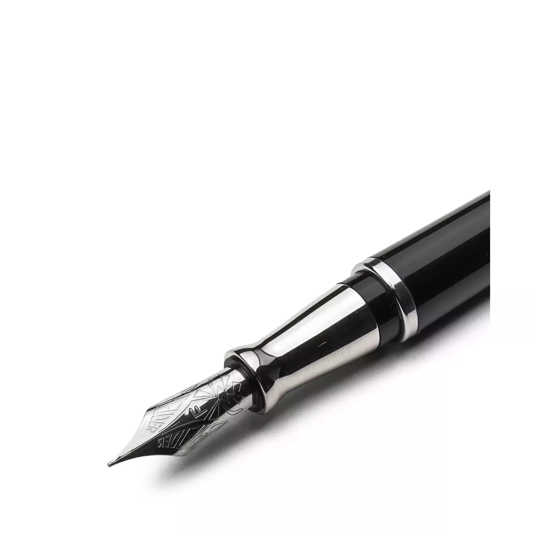 Pineider Avatar Ultra Resin Graphene Black M Fountain Pen